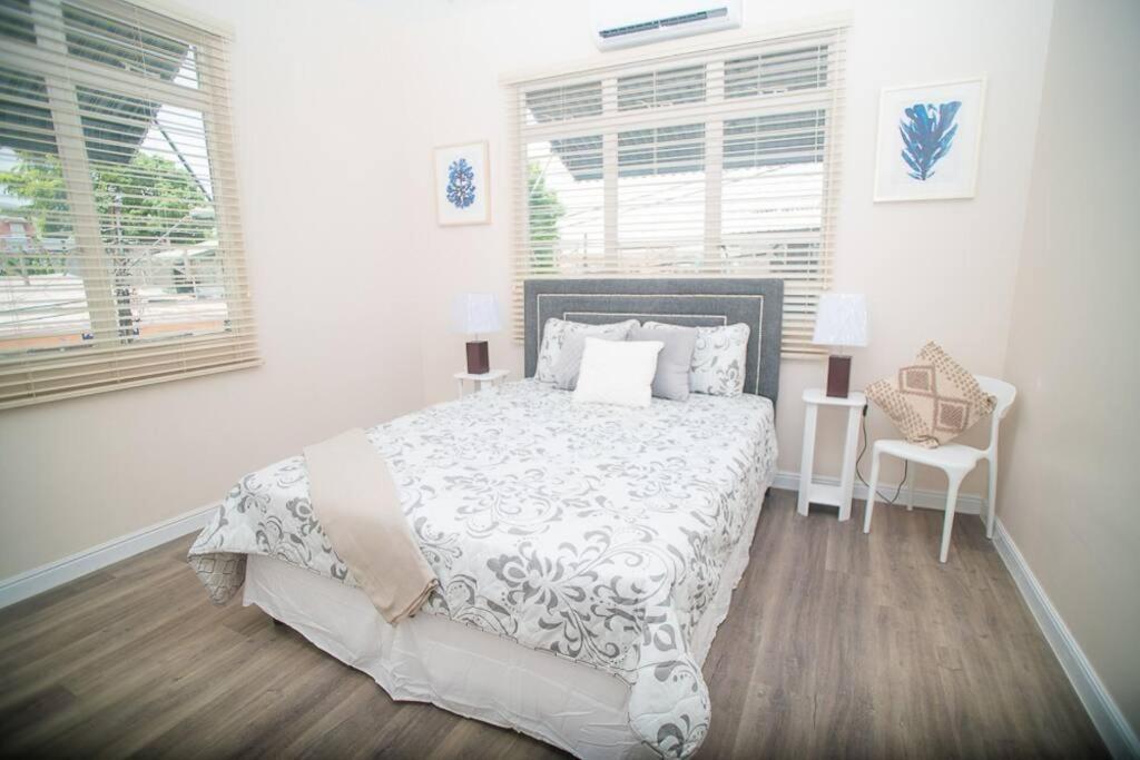 Raynebow Chateau - Chic City Getaway Port of Spain Exteriör bild
